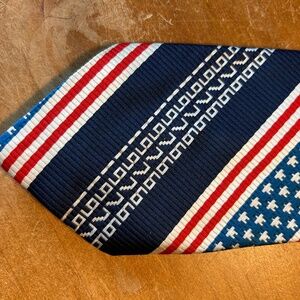 Vintage 70s Wide Patriotic Tie